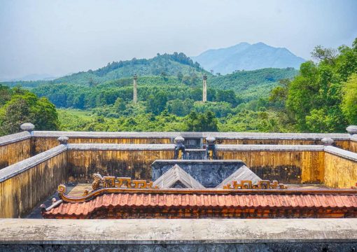 Travel Guide to Tomb Of Gia Long (Thien Tho Lang) in Hue