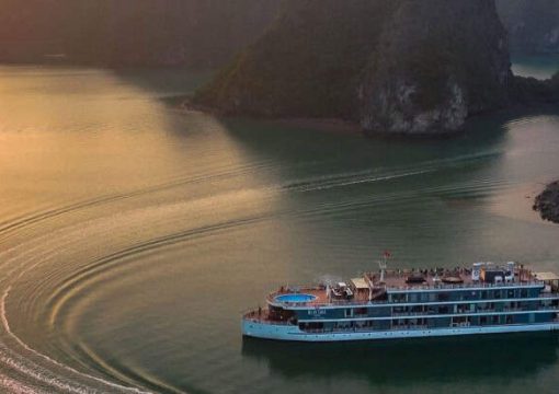 Halong Bay in March: Perfect Season for Adventure Tourists