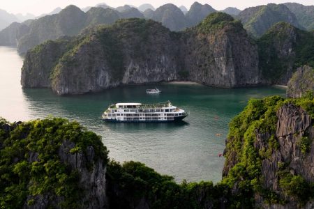 Mon Chéri Cruise – Best of Luxury Halong and&hellip;