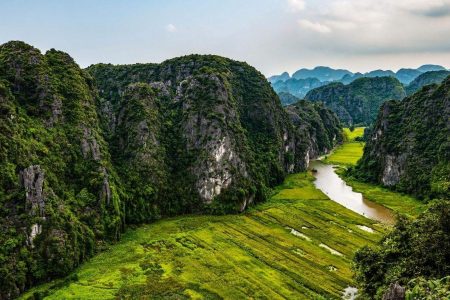 Ninh Binh to Da Nang: Plan Your Seamless Vietnam Journey