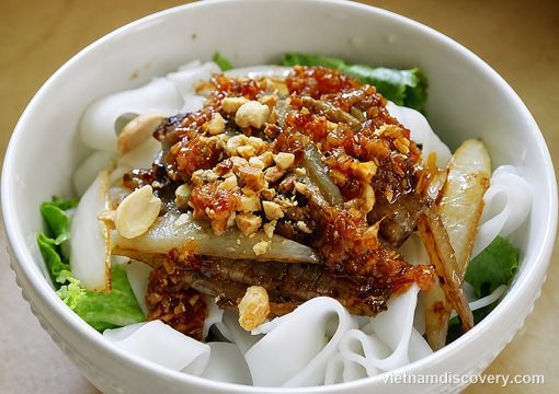 Phở Trộn: Vietnamese Mixed Pho Noodle